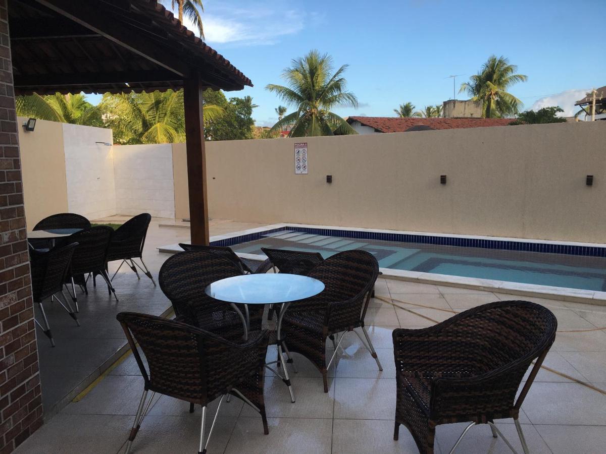 Apartamento com Vista da Piscina
